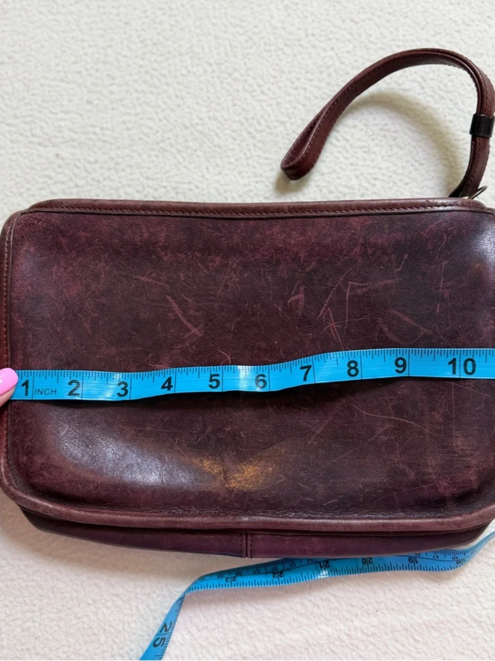 Vintage Coach Leather Wristlet Clutch in Burgundy - Picture 5 of 6